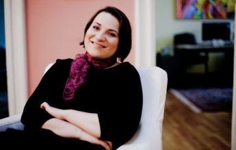 ”A cui mai e școala românească de stat? De ce noi nu contăm decât ca sponsor ilegal și necunoscut?”